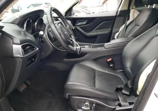 Jaguar F-Pace cena 69900 przebieg: 63418, rok produkcji 2019 z Chełm małe 56